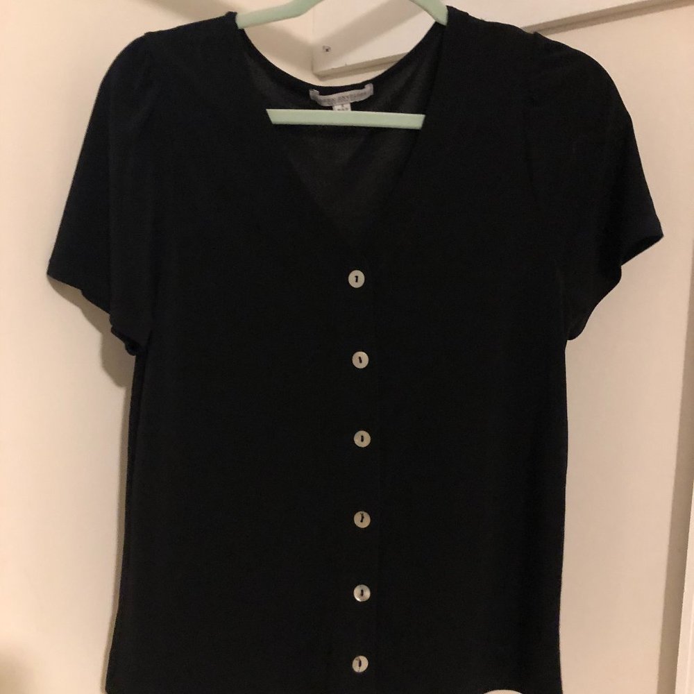 Green Envelope Black V-Neck Short-Sleeved Blouse with Silver Buttons Size S